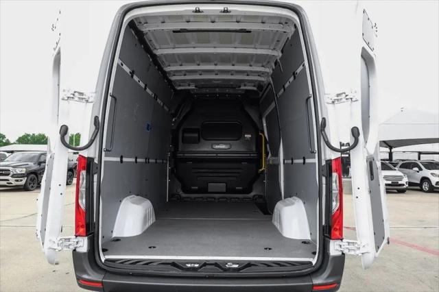 2023 Mercedes-Benz Sprinter 2500 Standard Roof 4-Cyl Diesel HO