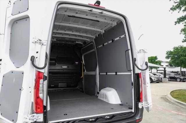 2023 Mercedes-Benz Sprinter 2500 Standard Roof 4-Cyl Diesel HO