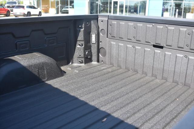 2026 Chevrolet Silverado 1500 4WD Crew Cab Short Bed LT Trail Boss