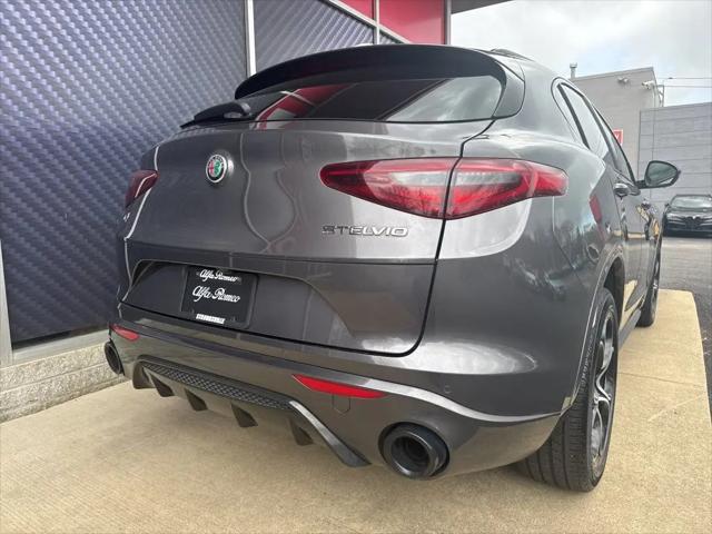 2022 Alfa Romeo Stelvio Veloce Ti AWD