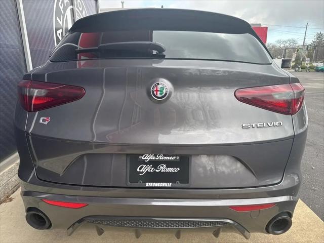 2022 Alfa Romeo Stelvio Veloce Ti AWD