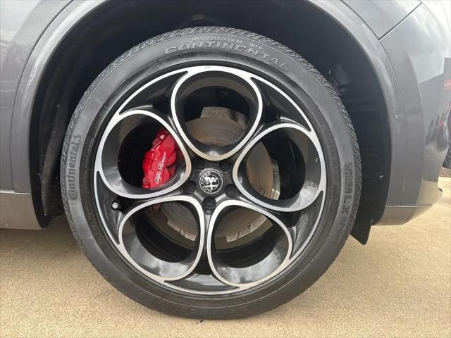 2022 Alfa Romeo Stelvio Veloce Ti AWD