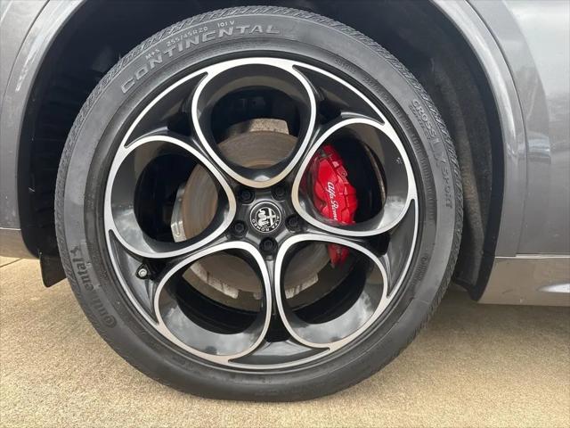 2022 Alfa Romeo Stelvio Veloce Ti AWD