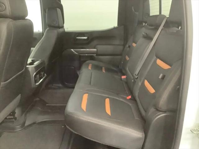2022 GMC Sierra 1500 Limited 4WD Crew Cab Short Box AT4