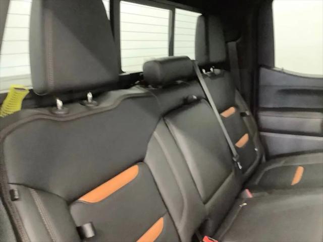 2022 GMC Sierra 1500 Limited 4WD Crew Cab Short Box AT4