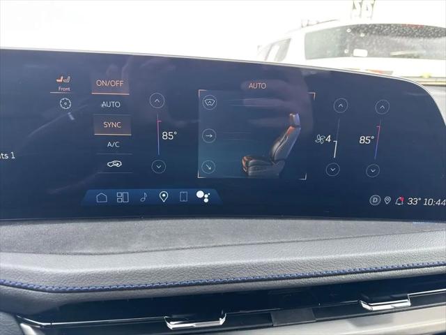 2024 Cadillac XT4 FWD Sport