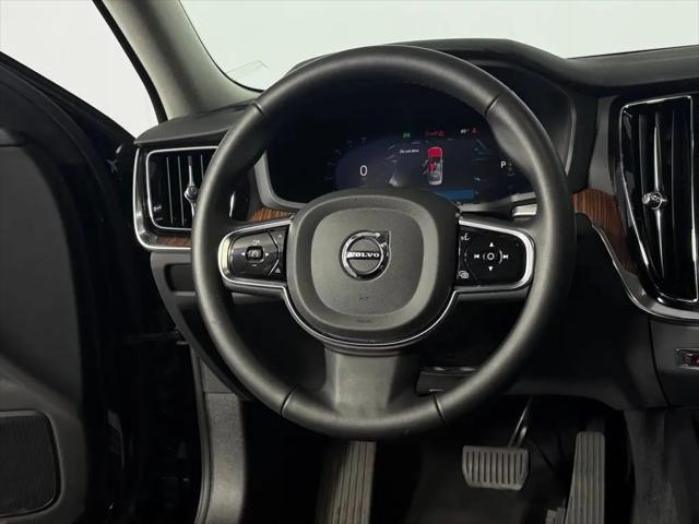 2025 Volvo S60 B5 Plus