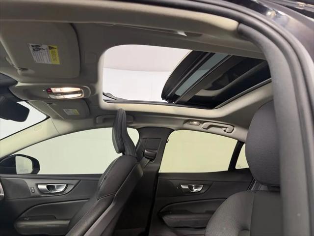 2025 Volvo S60 B5 Plus