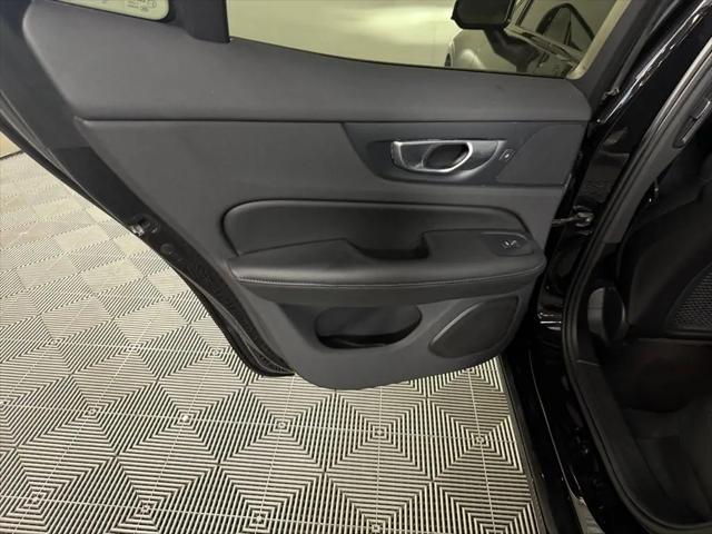2025 Volvo S60 B5 Plus