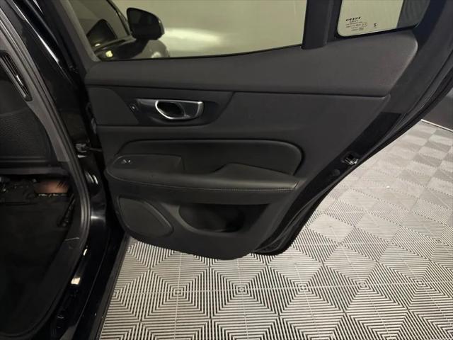 2025 Volvo S60 B5 Plus