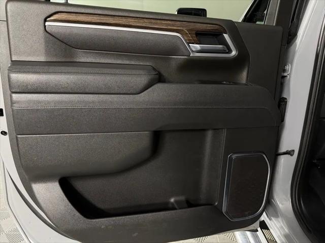 2025 GMC Sierra 3500HD Crew Cab, Standard Bed, SLE, 4WD