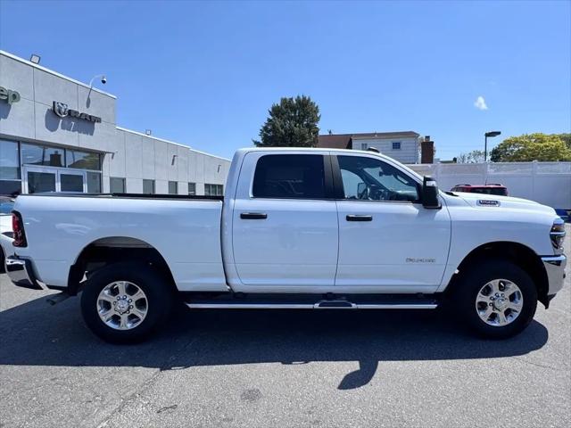 2025 Ram 2500 Big Horn Crew Cab 4x4 6'4" Box