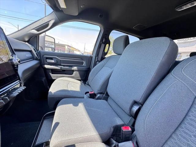 2025 Ram 2500 Big Horn Crew Cab 4x4 6'4" Box
