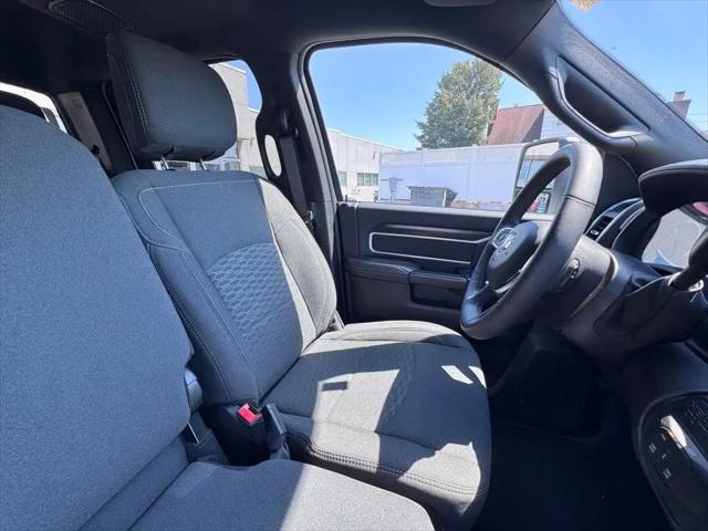 2025 Ram 2500 Big Horn Crew Cab 4x4 6'4" Box