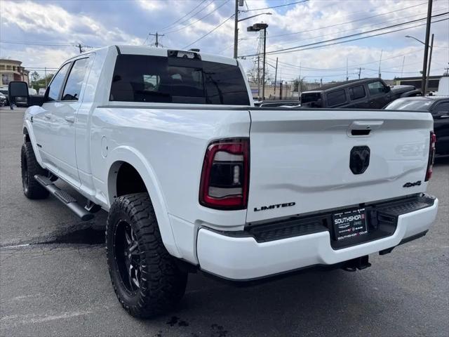 2023 Ram 3500 Limited Mega Cab 4x4 6'4" Box