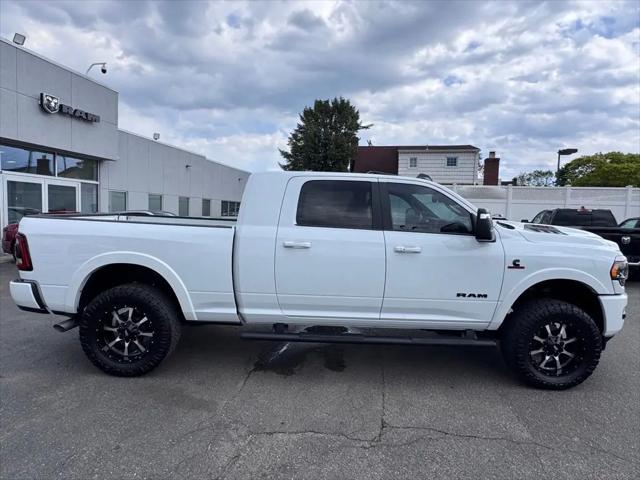 2023 Ram 3500 Limited Mega Cab 4x4 6'4" Box