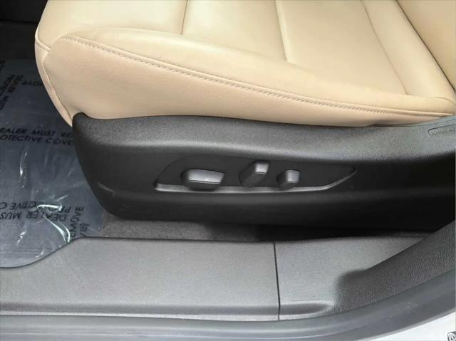 2024 Cadillac XT4 AWD Luxury