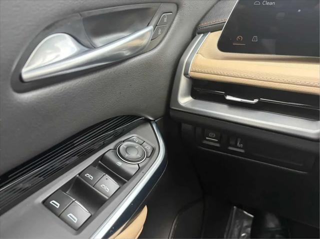 2024 Cadillac XT4 AWD Luxury