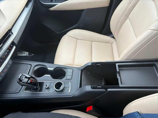 2024 Cadillac XT4 AWD Luxury