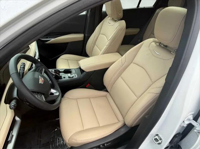 2024 Cadillac XT4 AWD Luxury