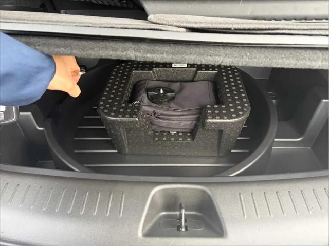 2024 Cadillac XT4 AWD Luxury
