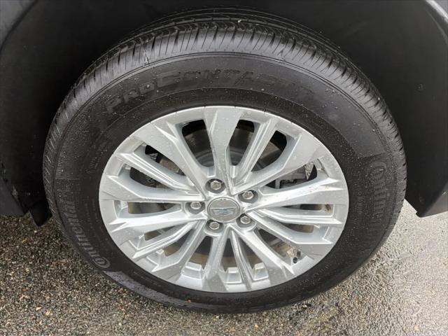 2024 Cadillac XT4 AWD Luxury