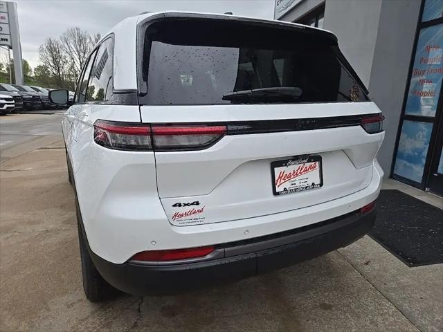 2026 Jeep Grand Cherokee Altitude 4x4