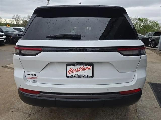 2026 Jeep Grand Cherokee Altitude 4x4
