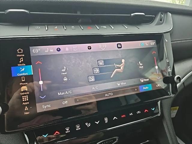 2026 Jeep Grand Cherokee Altitude 4x4
