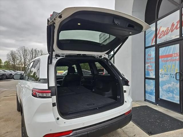 2026 Jeep Grand Cherokee Altitude 4x4
