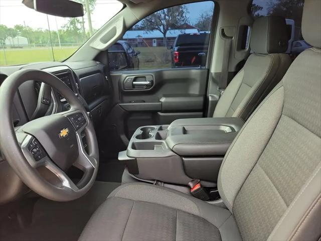 2022 Chevrolet Silverado 1500 4WD Crew Cab Short Bed Custom