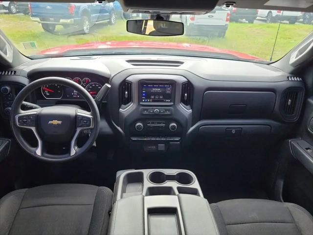 2022 Chevrolet Silverado 1500 4WD Crew Cab Short Bed Custom