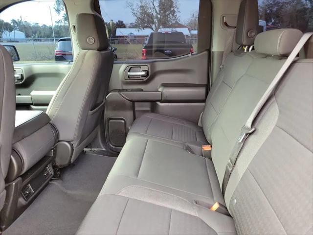 2022 Chevrolet Silverado 1500 4WD Crew Cab Short Bed Custom