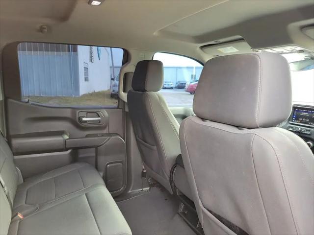 2022 Chevrolet Silverado 1500 4WD Crew Cab Short Bed Custom