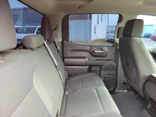 2022 Chevrolet Silverado 1500 4WD Crew Cab Short Bed Custom