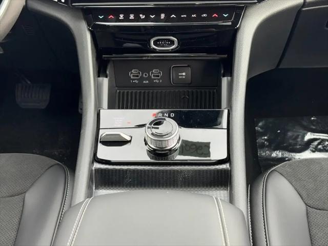 2026 Jeep Grand Cherokee L Altitude 4x4
