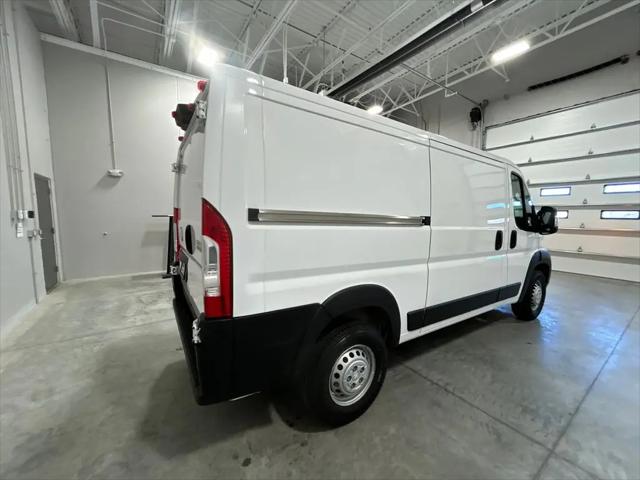 2025 Ram ProMaster 2500 Cargo Van Tradesman Low Roof 136" WB w/Pass Seat