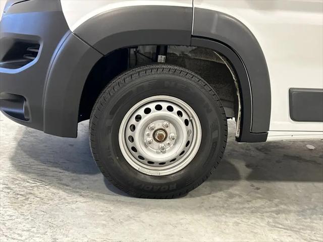 2025 Ram ProMaster 2500 Cargo Van Tradesman Low Roof 136" WB w/Pass Seat