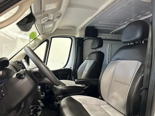 2025 Ram ProMaster 2500 Cargo Van Tradesman Low Roof 136" WB w/Pass Seat