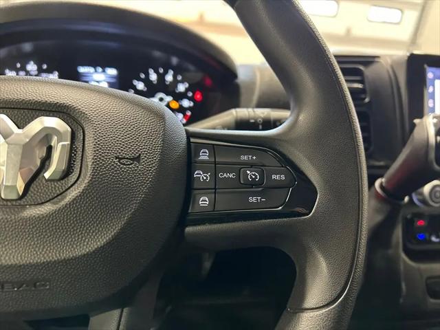 2025 Ram ProMaster 2500 Cargo Van Tradesman Low Roof 136" WB w/Pass Seat