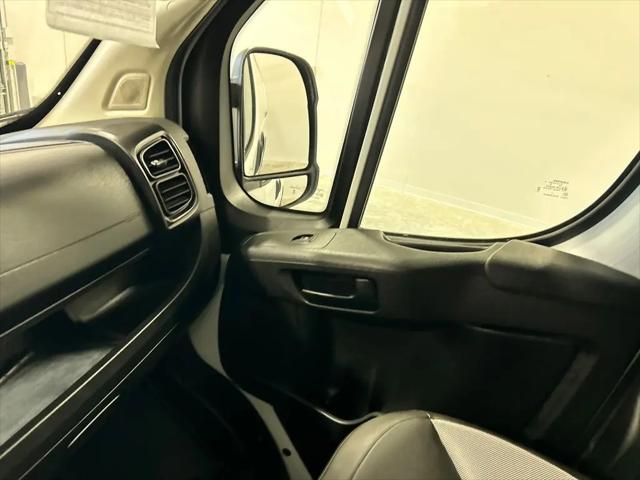 2025 Ram ProMaster 2500 Cargo Van Tradesman Low Roof 136" WB w/Pass Seat