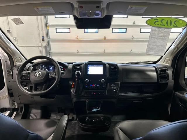 2025 Ram ProMaster 2500 Cargo Van Tradesman Low Roof 136" WB w/Pass Seat