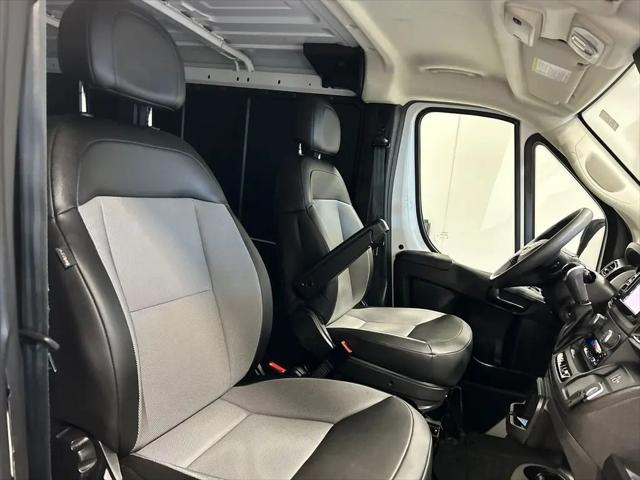 2025 Ram ProMaster 2500 Cargo Van Tradesman Low Roof 136" WB w/Pass Seat