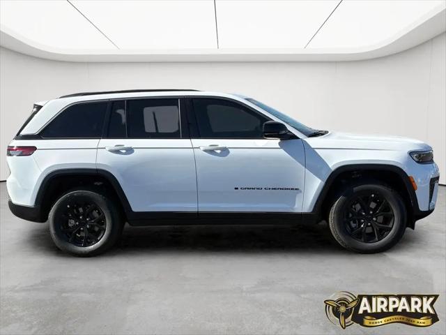 2026 Jeep Grand Cherokee Altitude 4x4