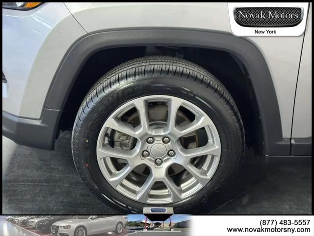 2023 Jeep Compass Latitude Lux FWD