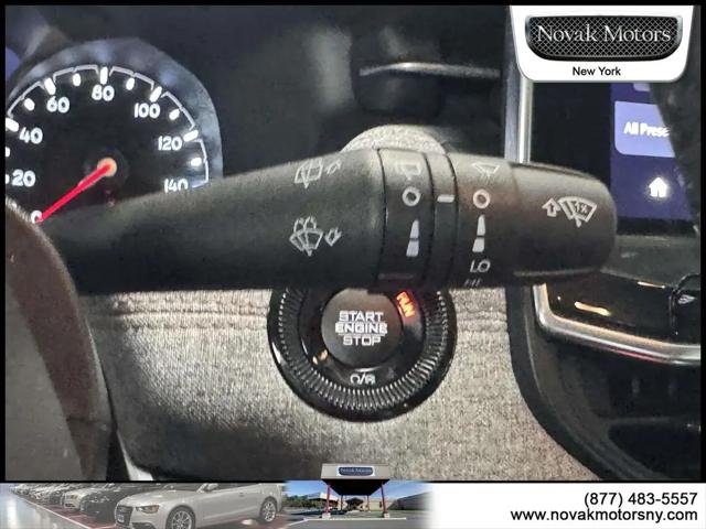 2023 Jeep Compass Latitude Lux FWD