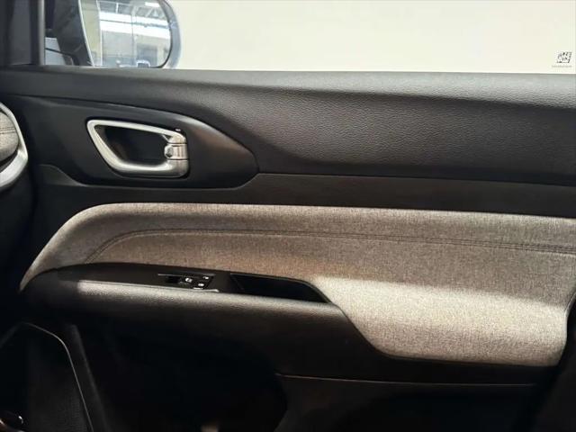 2023 Jeep Compass Latitude Lux FWD