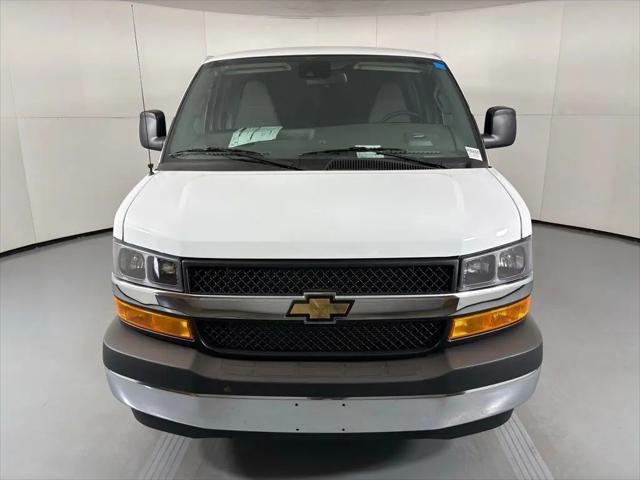 2026 Chevrolet Express Cargo Van 2500 Regular Wheelbase, WT, RWD
