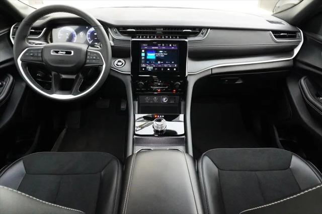 2025 Jeep Grand Cherokee L Altitude X 4x4