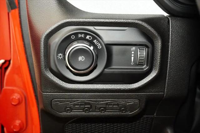 2025 Jeep Wrangler 4-Door Willys 4x4